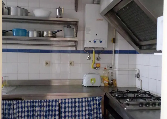 Hostel Casa Ancoras - Figueira Da Foz-buarcos *