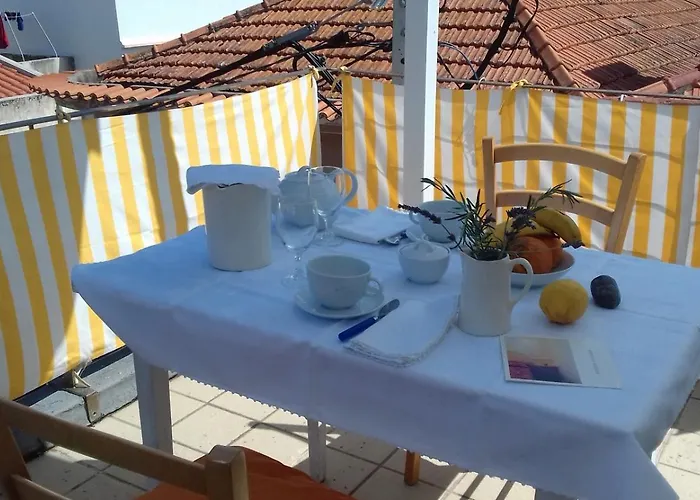 Hostel Casa Ancoras - Figueira Da Foz-buarcos *